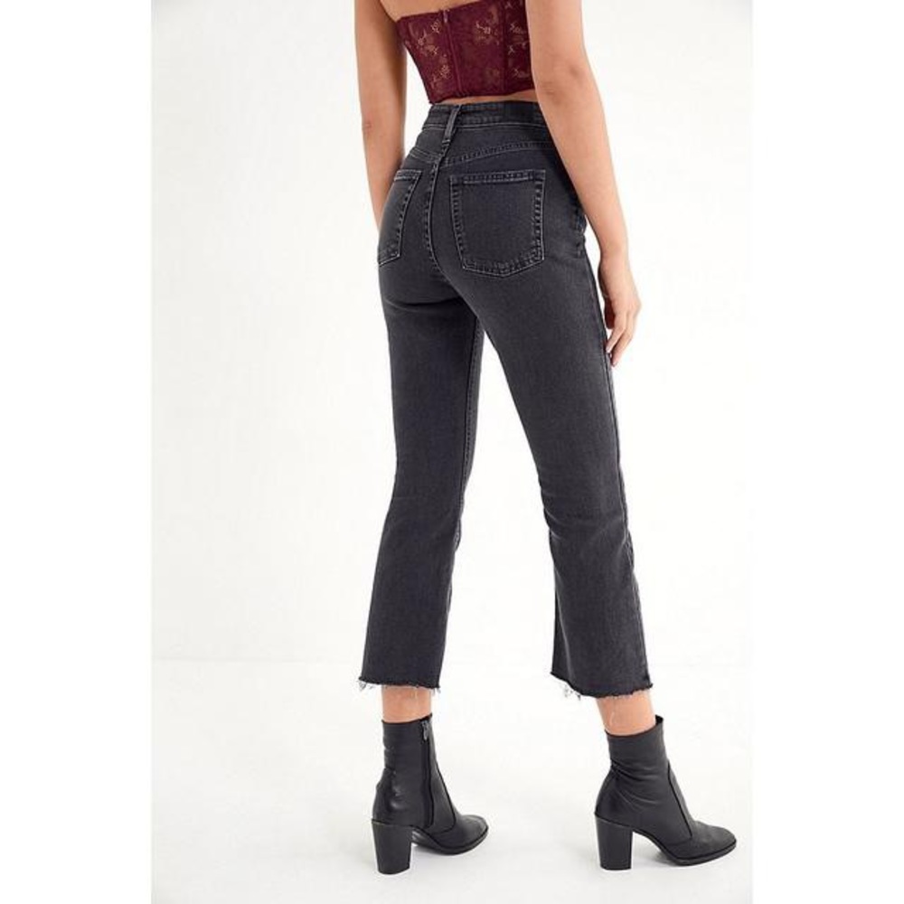 BDG Urban Outfitters Cropped Jeans